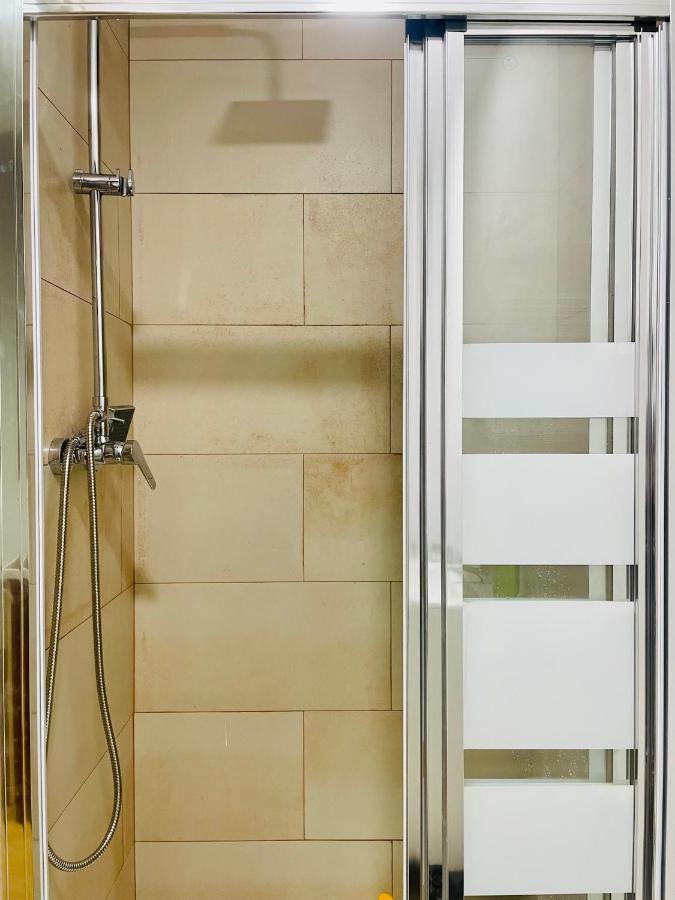 Punta Me Beautiful Apartments In Madrid Downtown Ngoại thất bức ảnh
